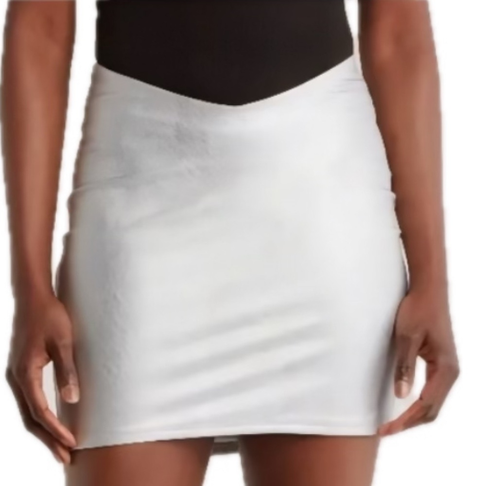 Naked Wardrobe Bodycon Metallic Mini Faux Leather Silver Women Sz 1X
